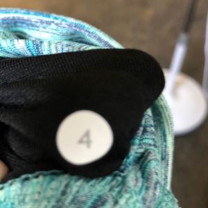 lululemon athletica Pants - Lululemon green & black hi waist leggings sz 4 lululemon athletica Pants - Lululemon green & black hi waist leggings sz 4